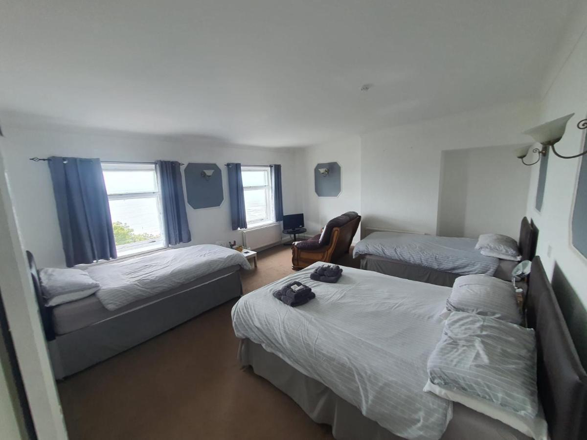 Highlander Hotel Скарбъро Екстериор снимка