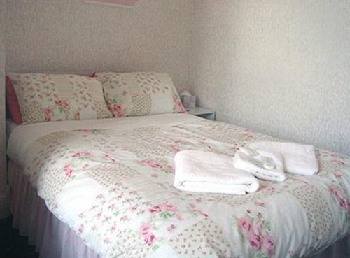 Highlander Hotel Скарбъро Екстериор снимка